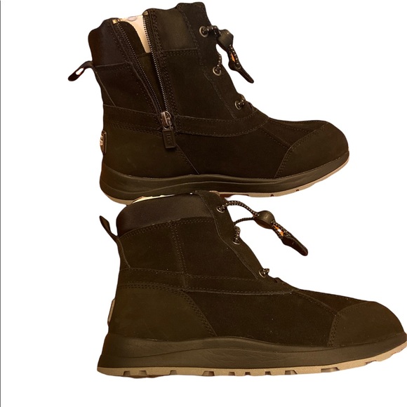 Ugh Turlock Waterproof Snow Boot - Picture 5 of 12